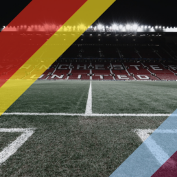 Voyage 2 nuits avec match Manchester United contre Aston Villa à Old Trafford, logo Manchester United en haut à gauche, couleurs Aston Villa en bas à droite.