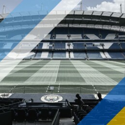 Voyage 2 nuits avec match Manchester City contre Brighton à l'Etihad Stadium, logo Manchester City en haut à gauche, couleurs Brighton en bas à droite.