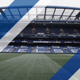 Voyage 2 nuits avec match Chelsea contre Everton à Stamford Bridge, logo Chelsea en haut à gauche, couleurs Everton en bas à droite.