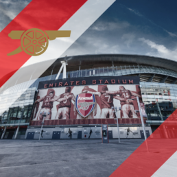 Voyage 2 nuits avec match Arsenal contre Nottingham Forest à l'Emirates Stadium, logo Arsenal en haut à gauche, couleurs Nottingham Forest en bas à droite.