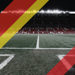 Voyage 2 nuits avec match Manchester United contre Southampton à Old Trafford, logo Manchester United en haut à gauche, couleurs Southampton en bas à droite.