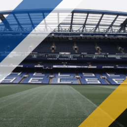 Voyage 2 nuits avec match Chelsea contre Wolverhampton à Stamford Bridge, logo Chelsea en haut à gauche, couleurs Wolverhampton en bas à droite.